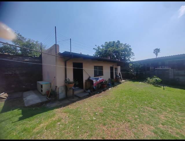 3 BEDROOM FREESTANDING FOR SALE IN GERMISTON SOUTH